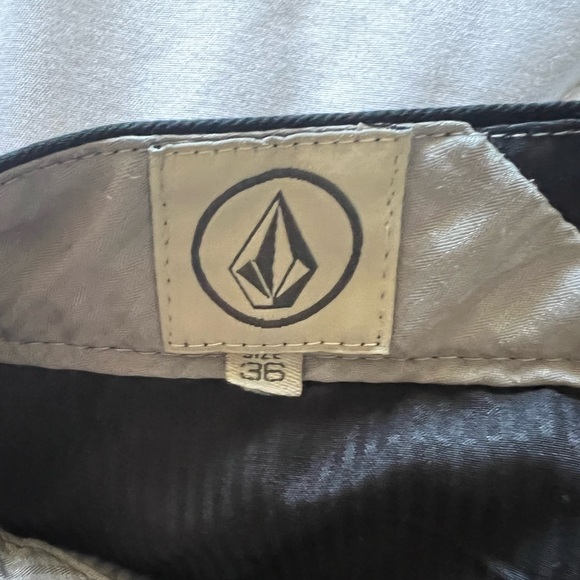 Volcom Chino Shorts - Picture 6 of 8